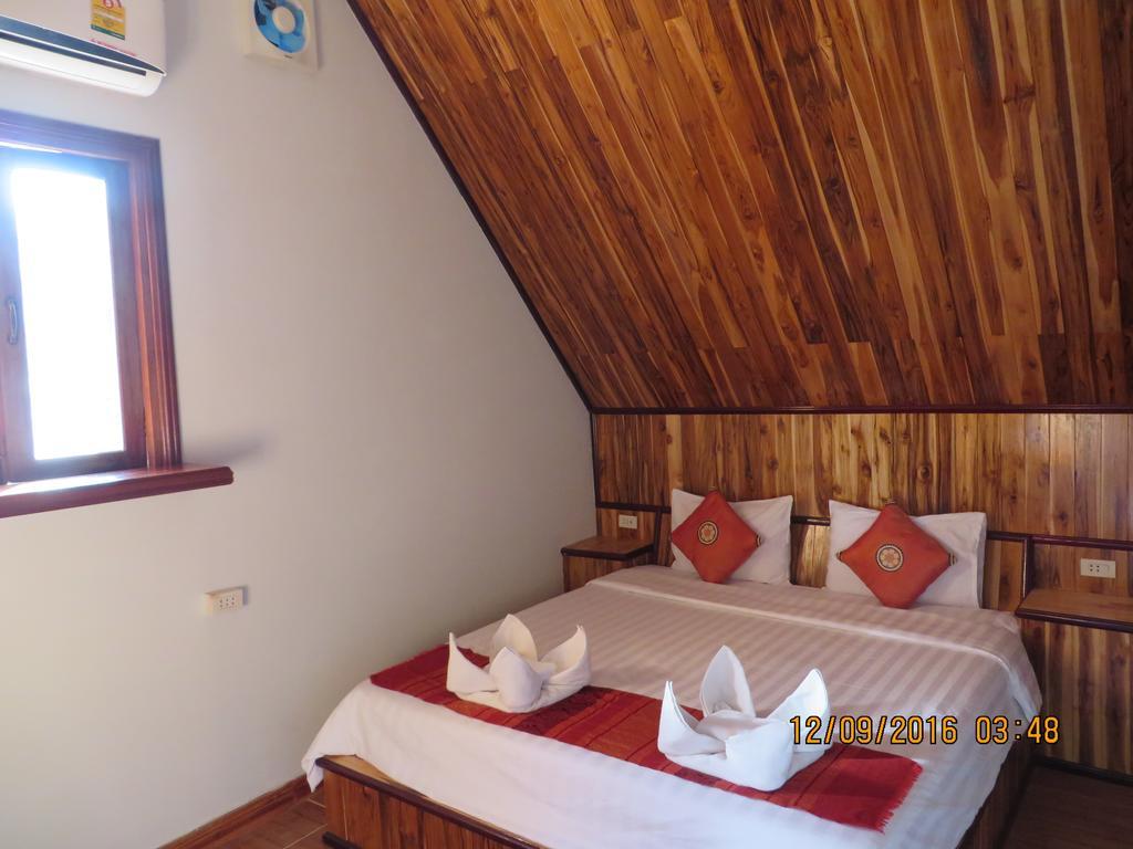 Namkhan Riverside Hotel لوانغ برابانغ المظهر الخارجي الصورة