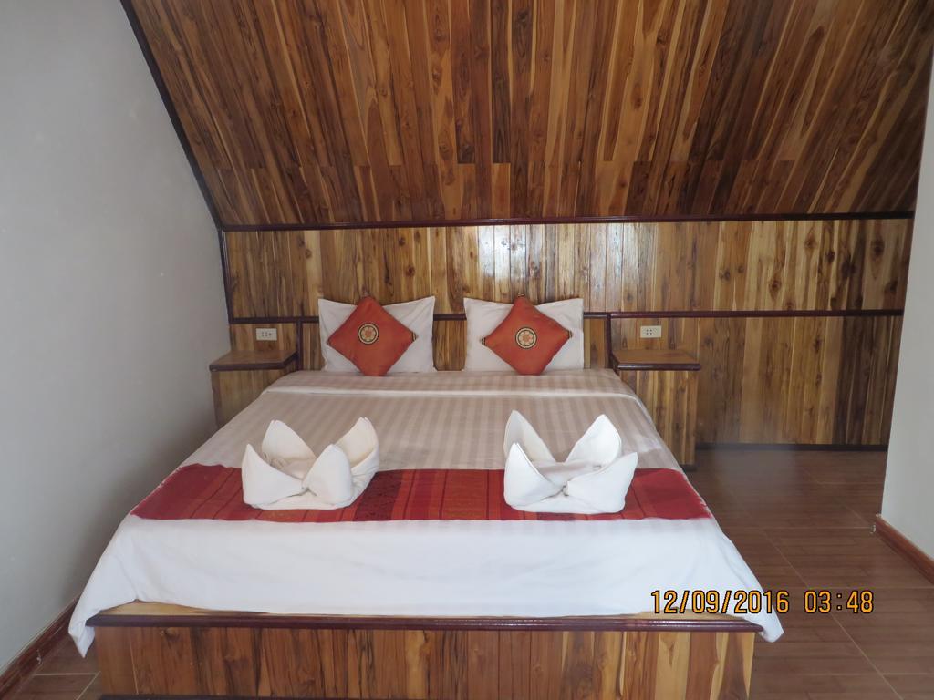 Namkhan Riverside Hotel لوانغ برابانغ المظهر الخارجي الصورة