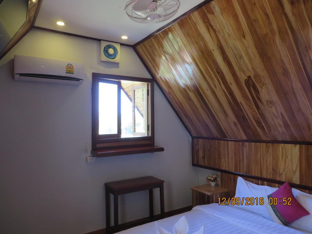 Namkhan Riverside Hotel لوانغ برابانغ المظهر الخارجي الصورة