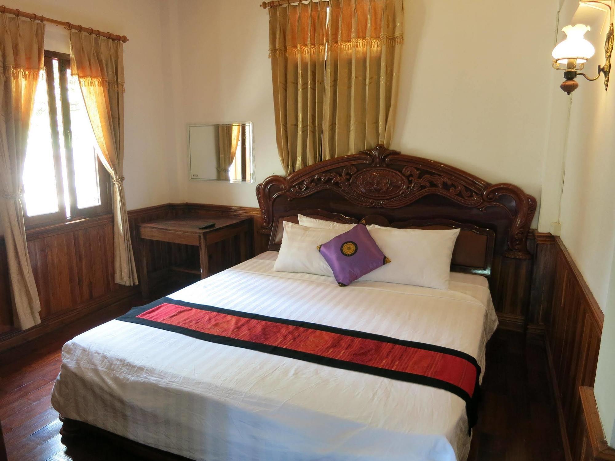 Namkhan Riverside Hotel لوانغ برابانغ المظهر الخارجي الصورة